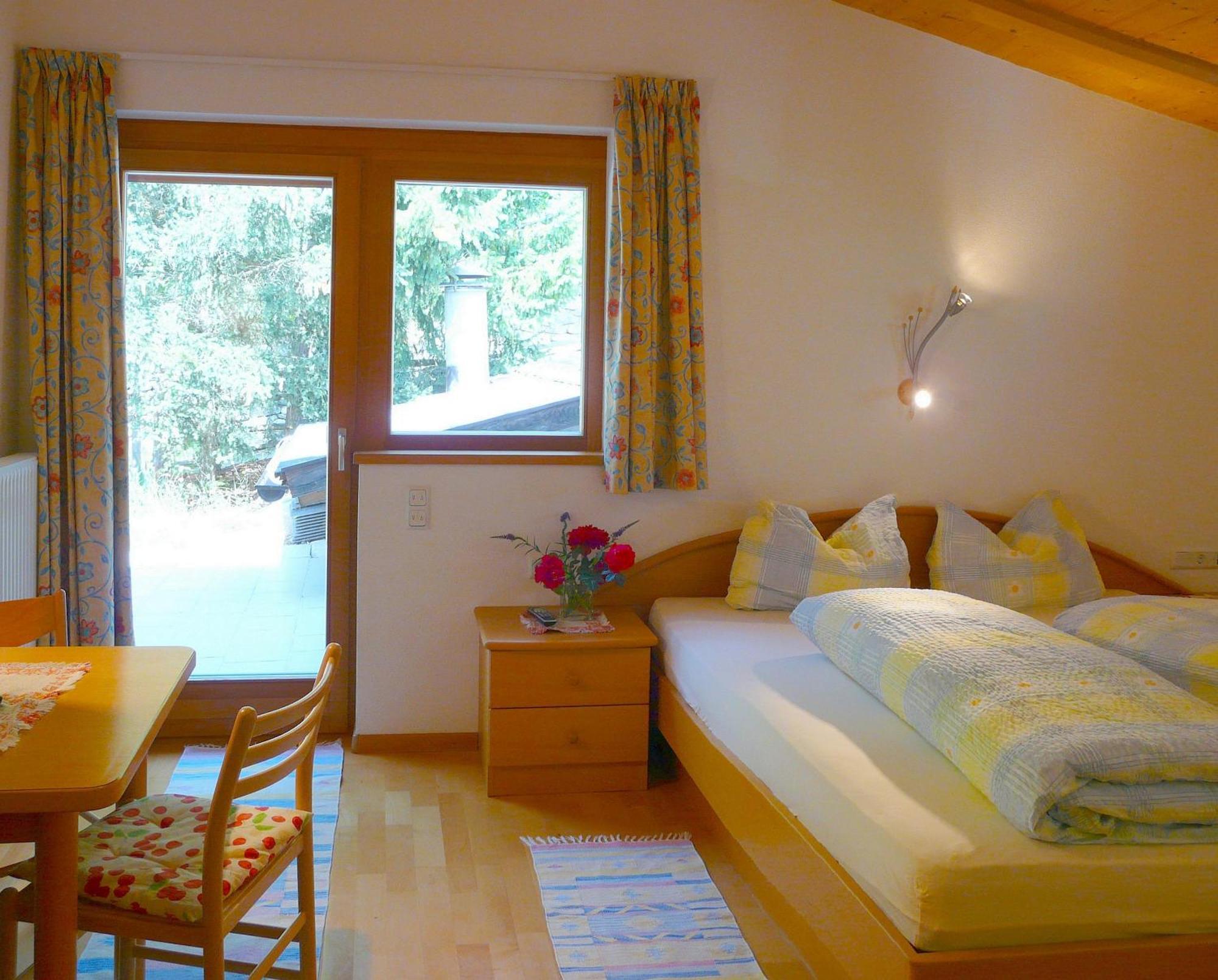 B & B Apartments Ortlerblick 슬루데르노 객실 사진